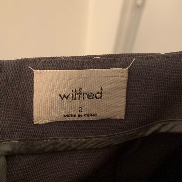 Aritzia Aperture tie-back dress in olive green - Picture 4 of 10